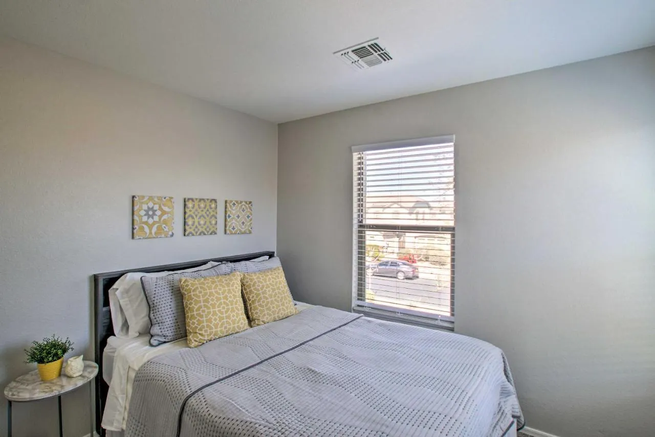 Spacious Queen Creek Home With Pool And Game Room!