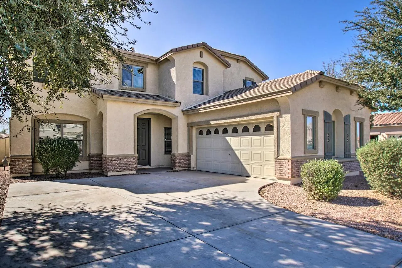 Spacious Queen Creek Home With Pool And Game Room!